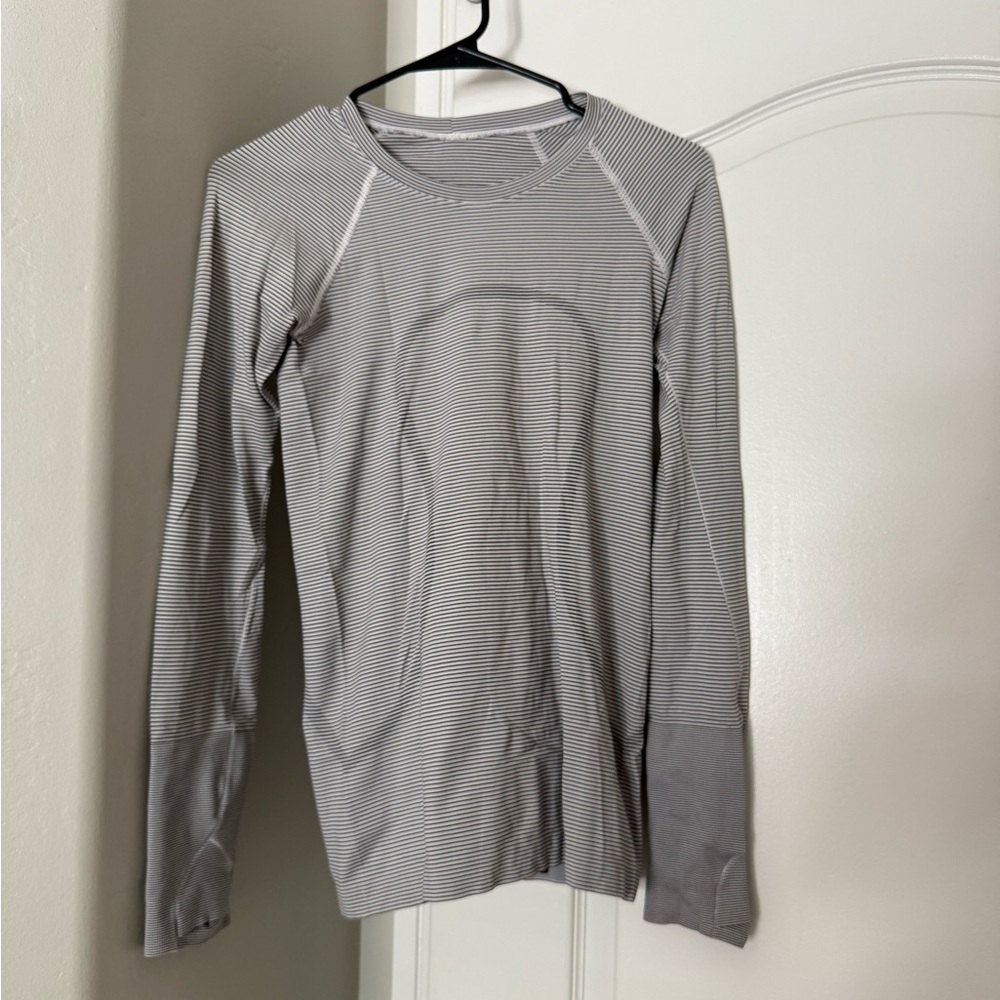 Lululemon White and Black Striped Swiftly Tech Long Sleeve